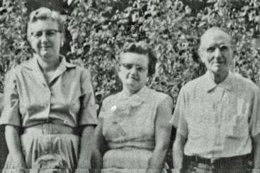In 1960 Ruth Marks Smith Pinkerman, Harriet Marks Dillon, and Harry Marks. They are daughters of Harry and Olive Holroyd Marks.